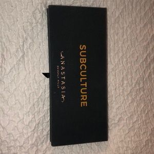 Anastasia SUBCULTURE